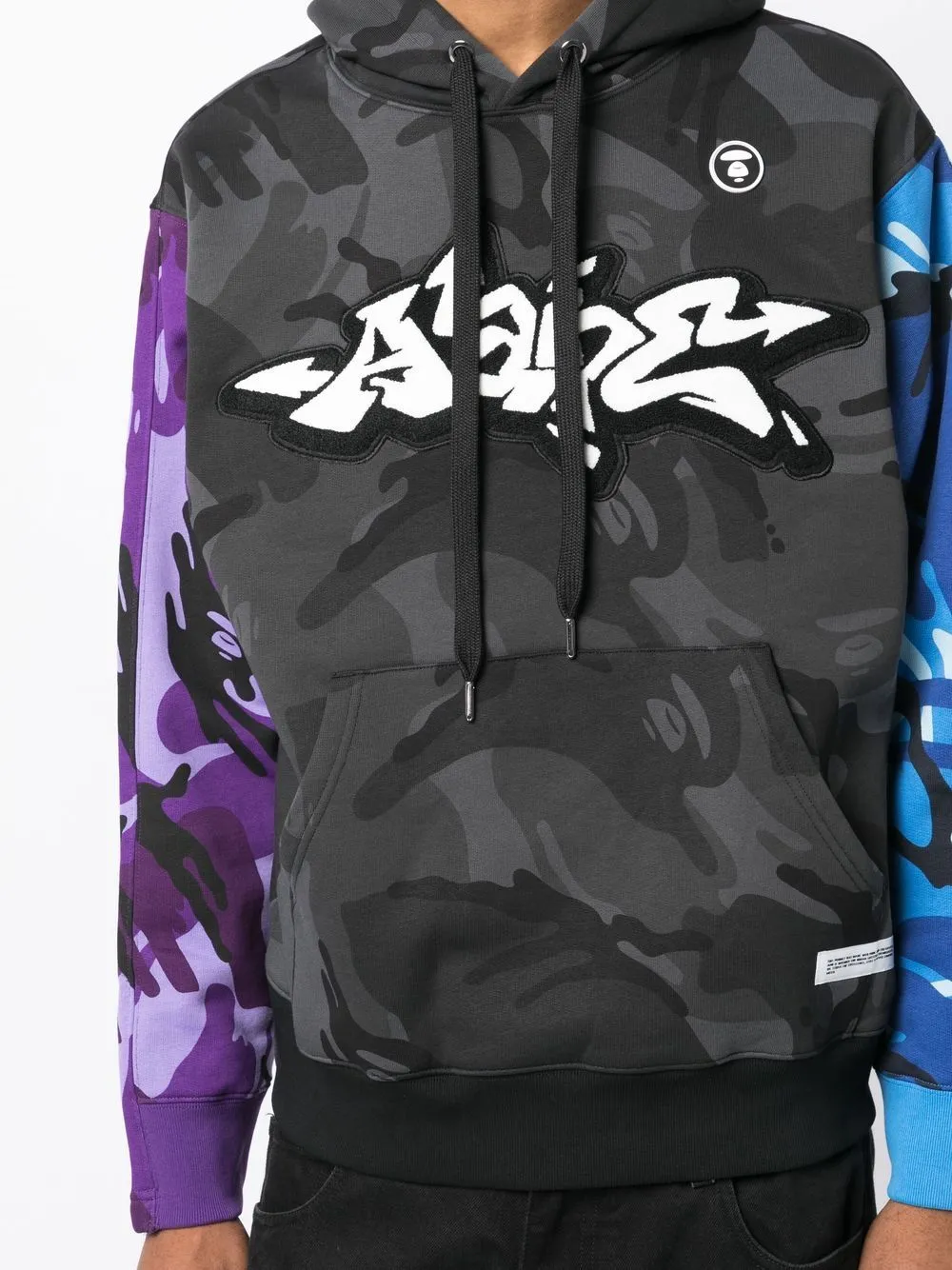 AAPE BY *A BATHING APE®