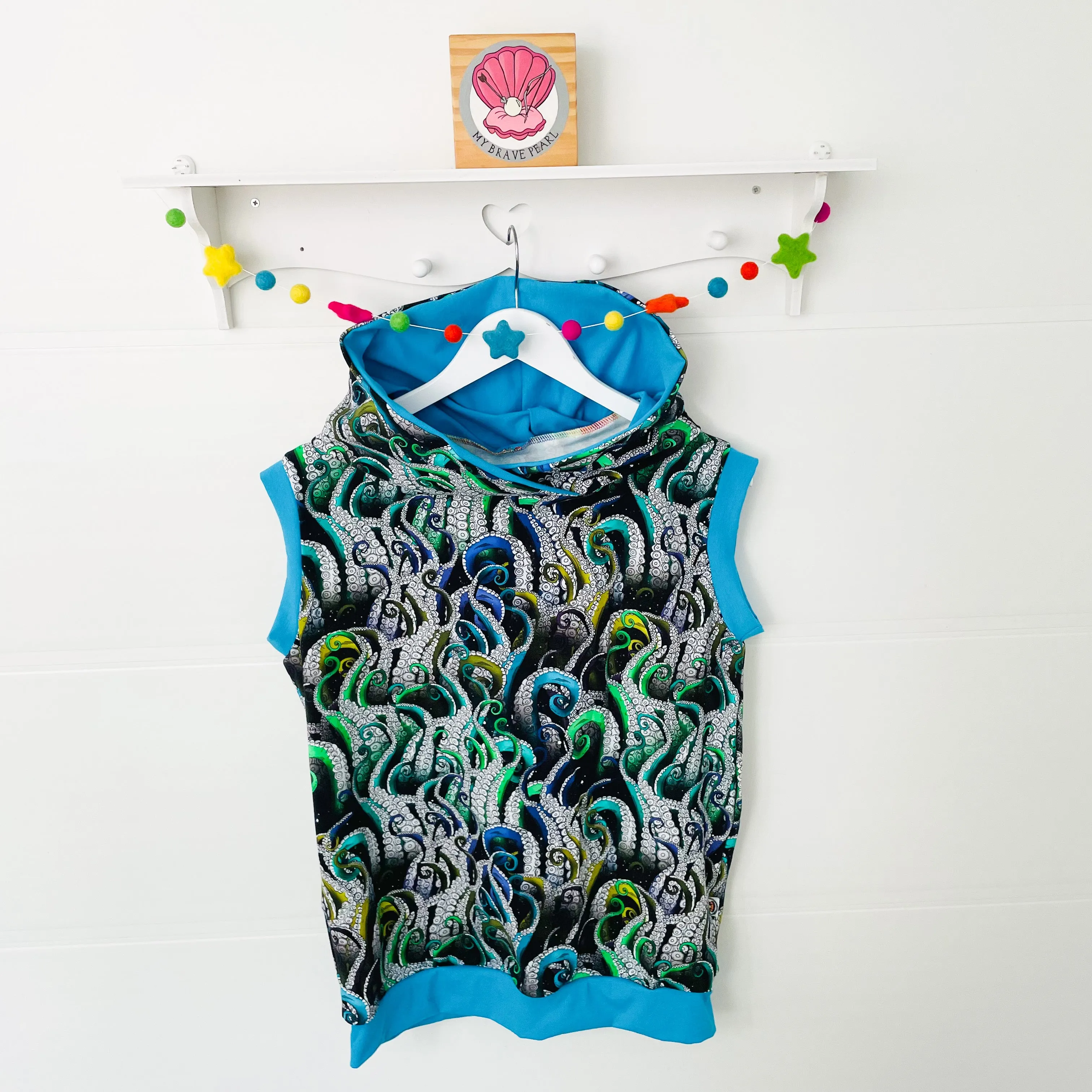 Adults Sleeveless Hoodie - Straight Fit