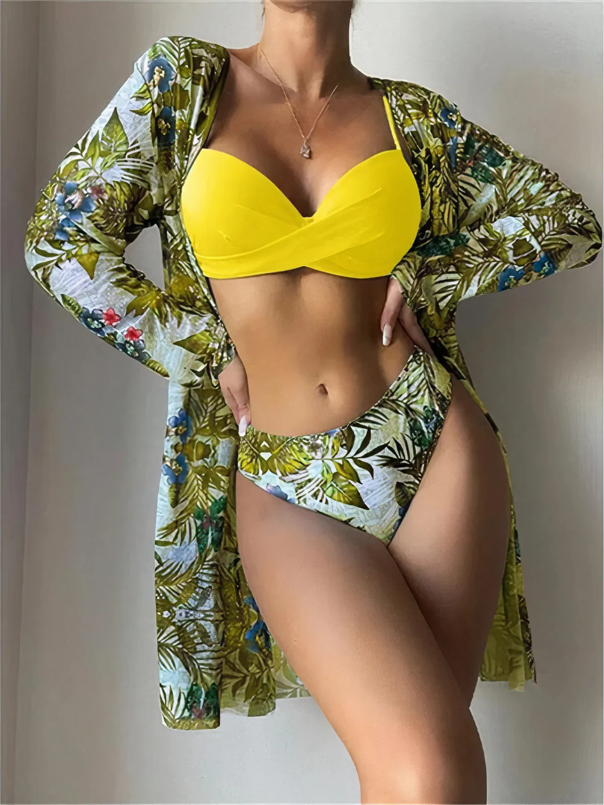 Astrid® | Chic and versatile   bikini