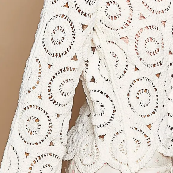 BP21🤍POL perfect creamy open weave cardigan w/amazing softness scallop details