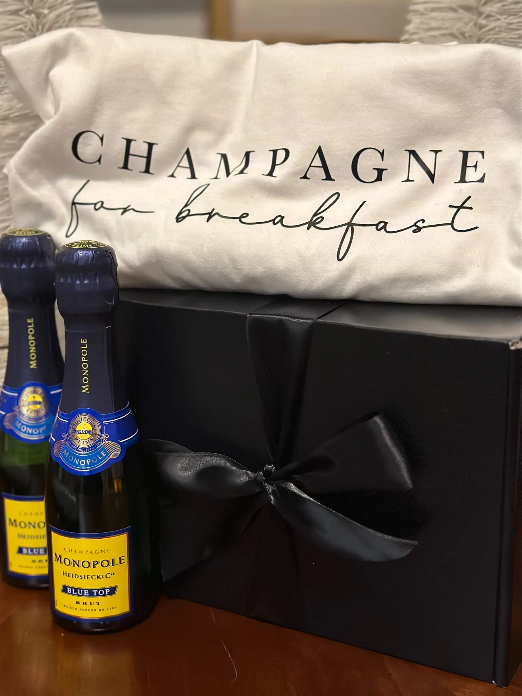 Champagne and Tee Stocking Stuffer: The Ultimate Gift for Champagne Lovers!