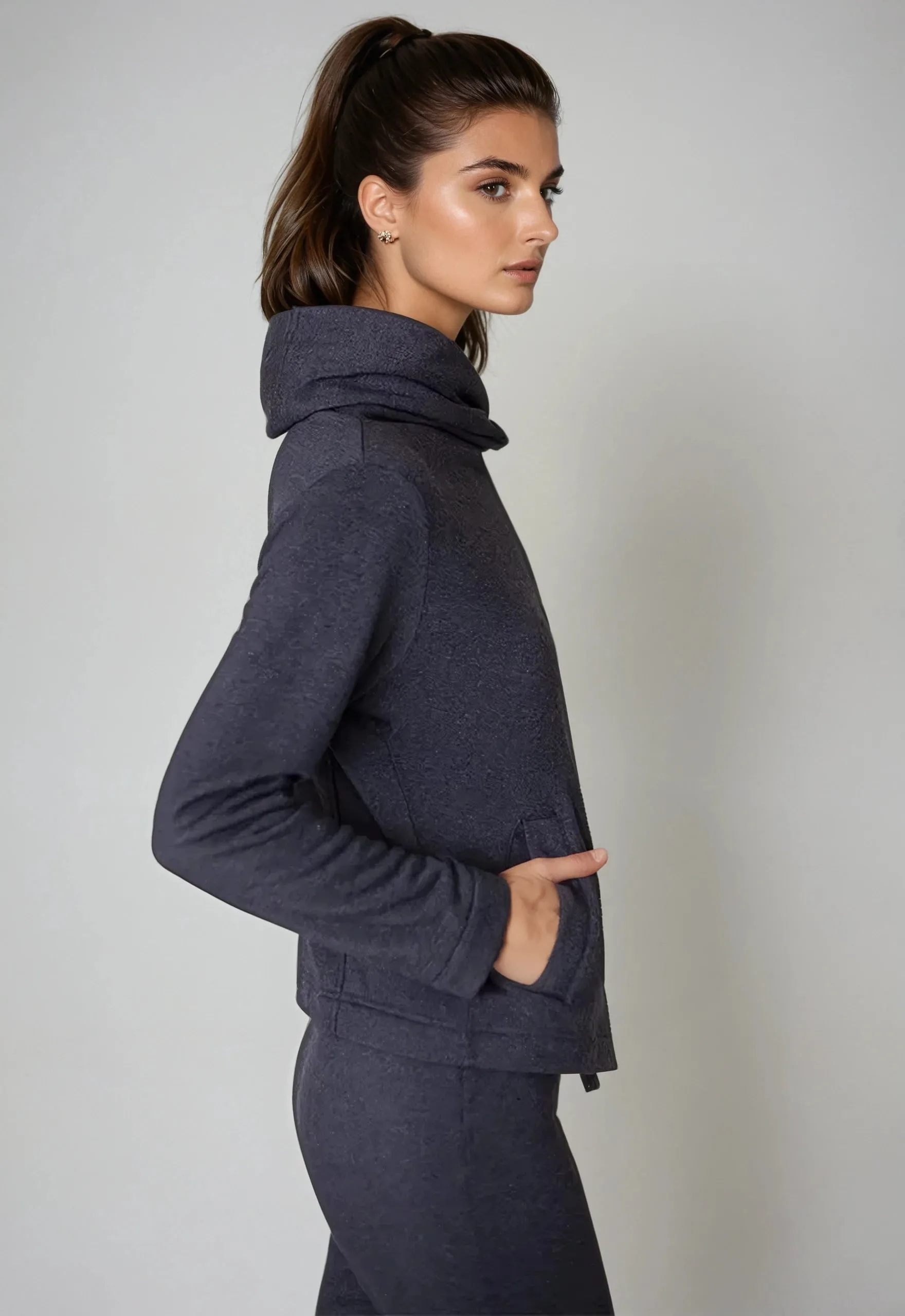Dakota Hoodie Sweatshirt Jacket