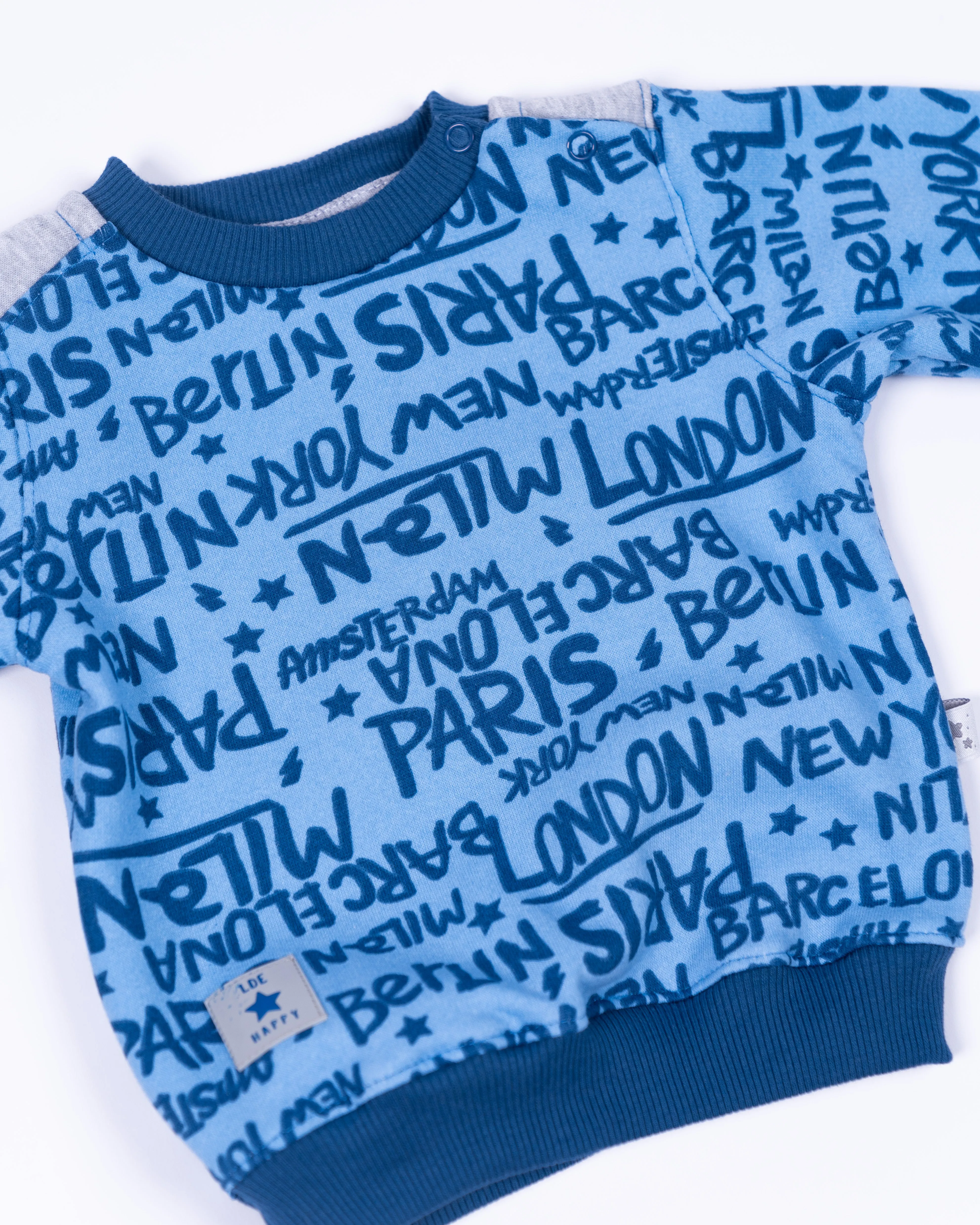 Differents cities hoodie