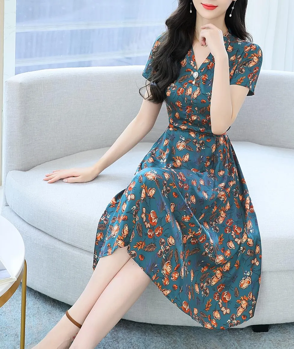 Elegant Mid-Length Floral Print Dress for Women
