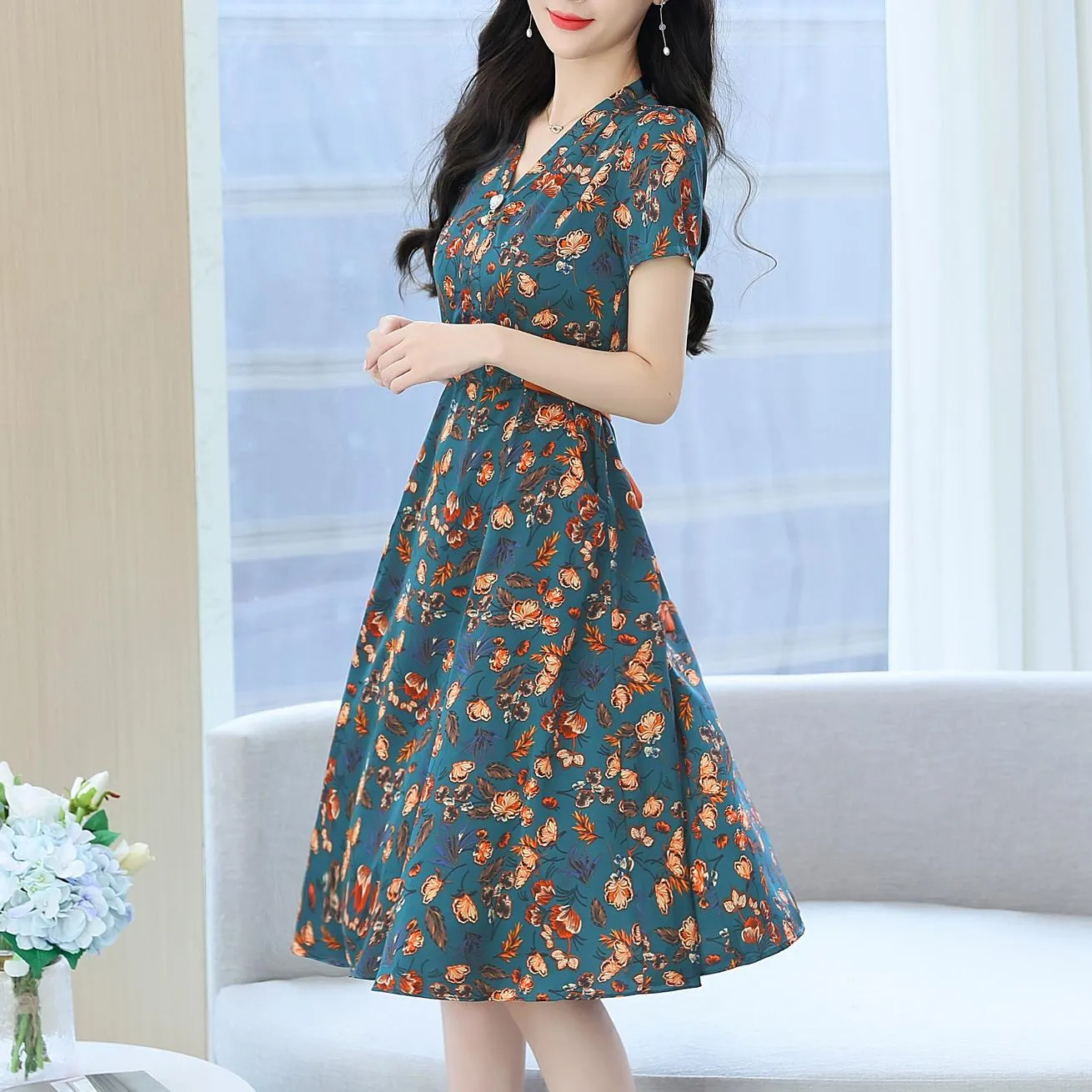 Elegant Mid-Length Floral Print Dress for Women