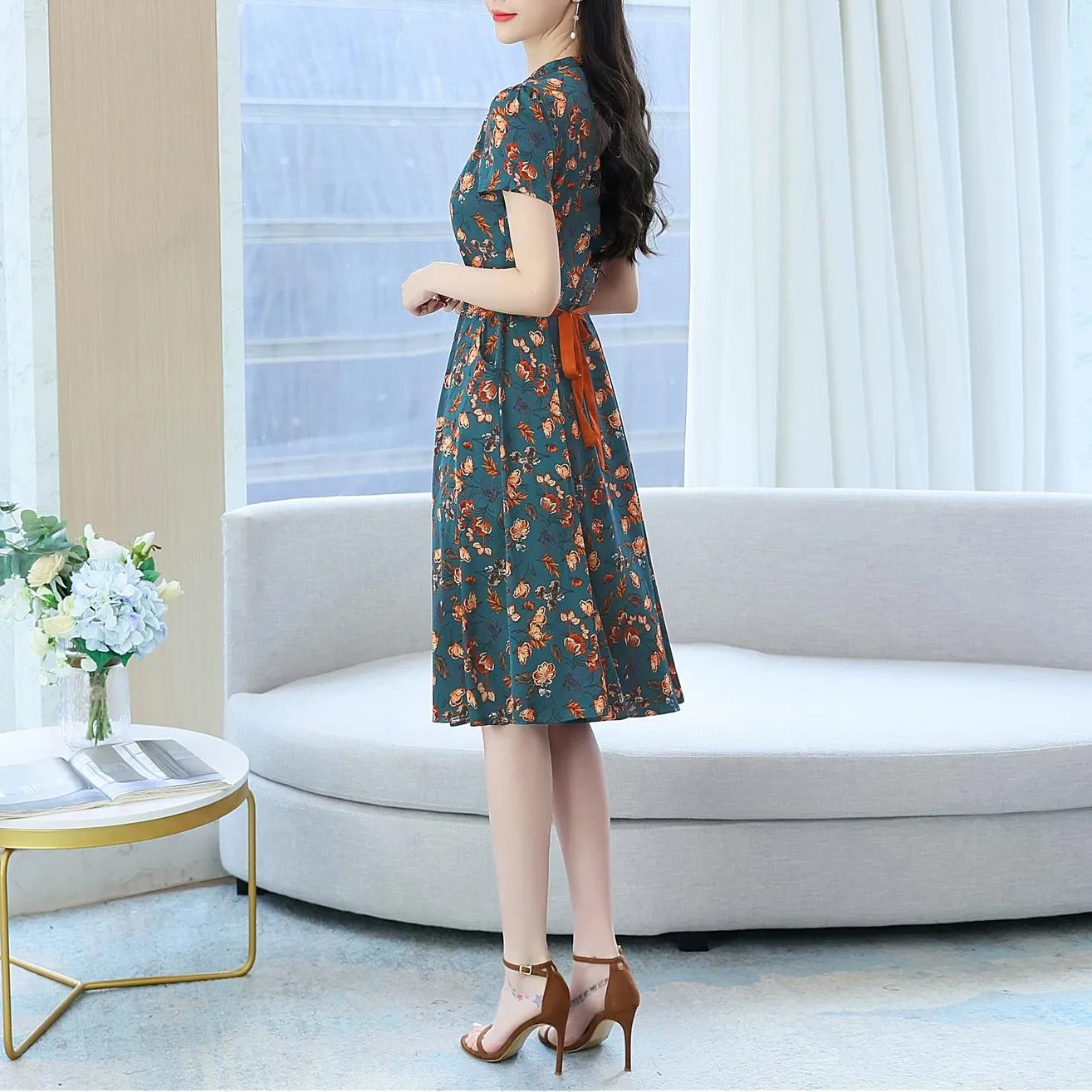 Elegant Mid-Length Floral Print Dress for Women