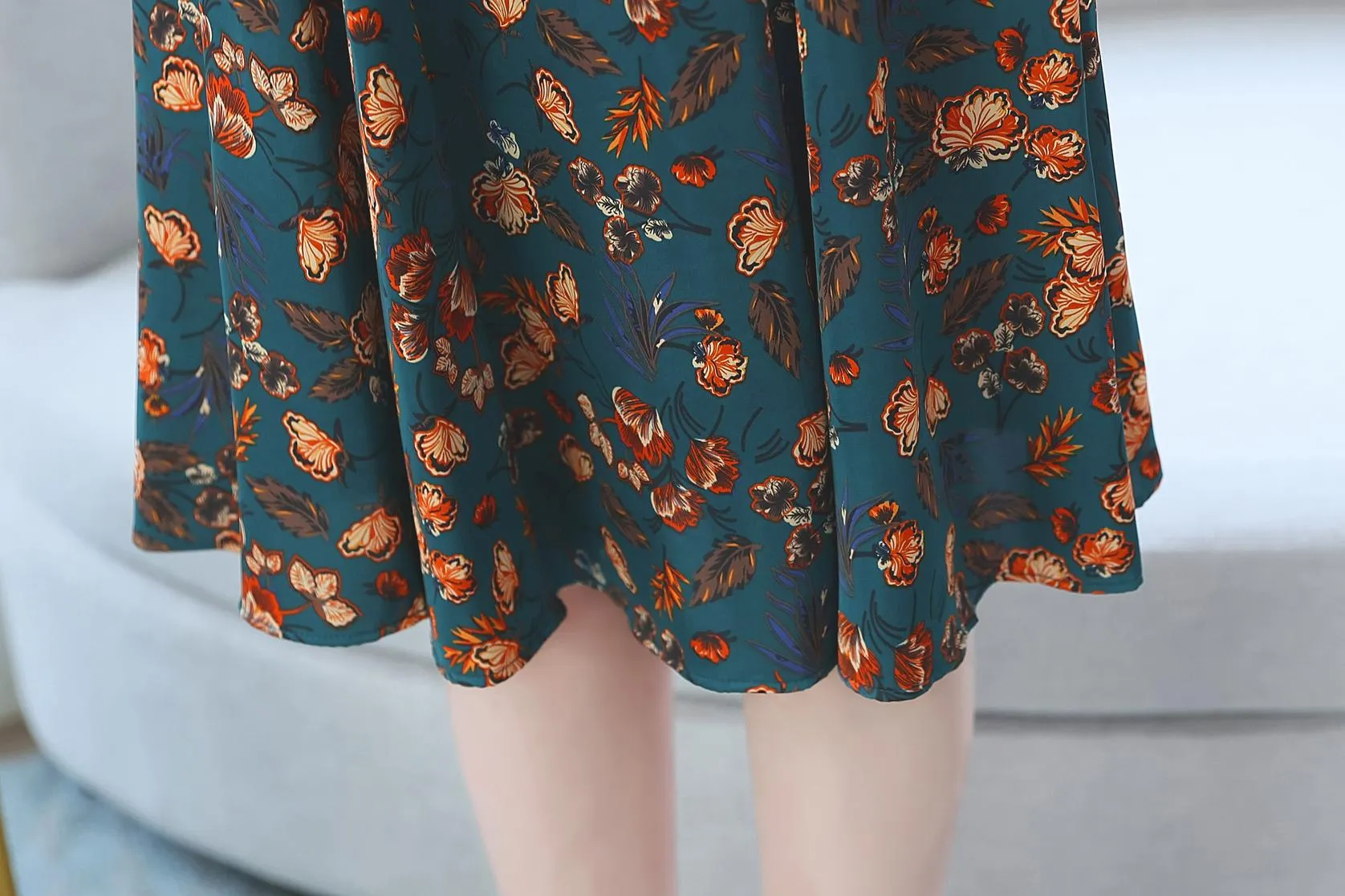 Elegant Mid-Length Floral Print Dress for Women