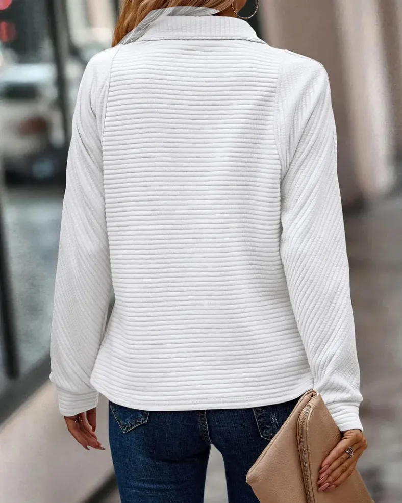 Elegant women's sweater with v-neck - Scarlett