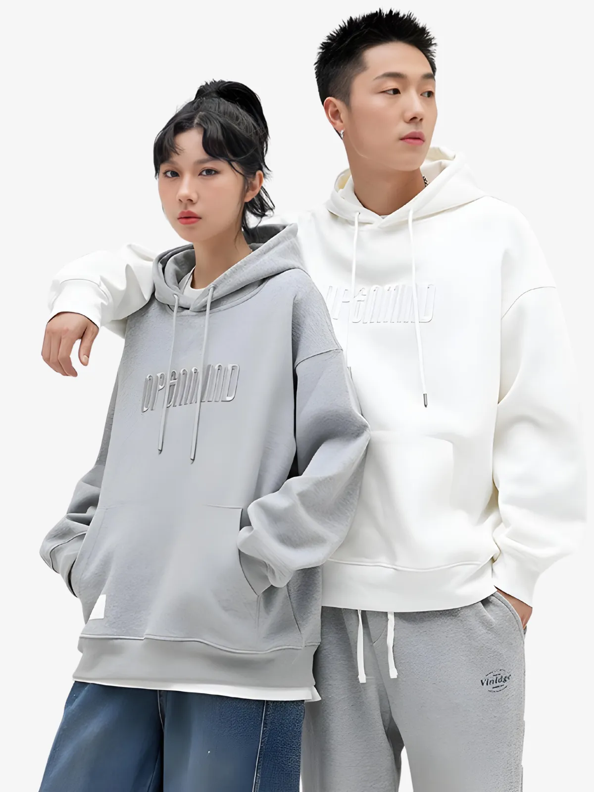 EMBROIDERED SOLID COLOR HOODIE