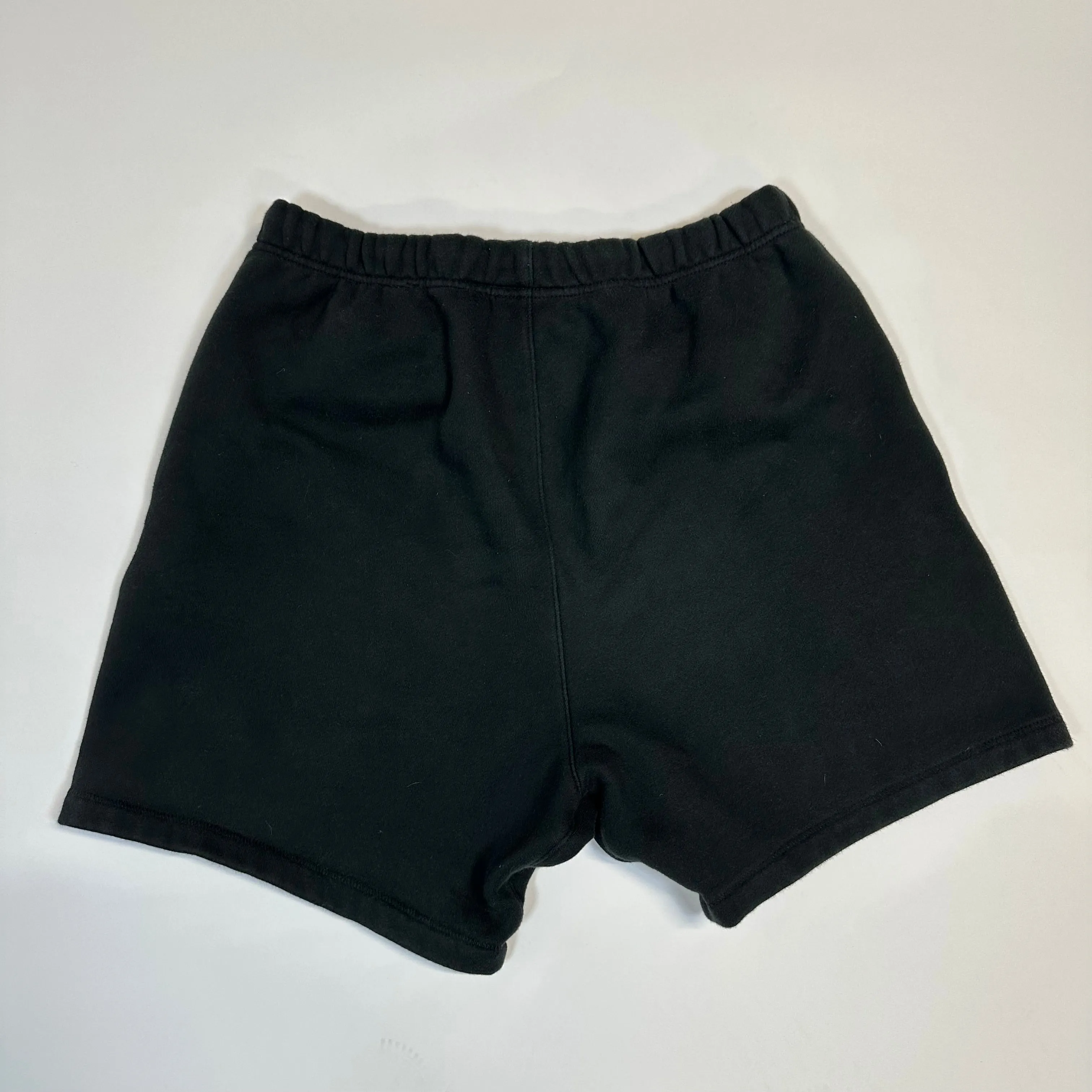 Essentials Fear of God Essentials Sweatshort (SS22) Stretch Limo *pre-owned* (SIZE SMALL)
