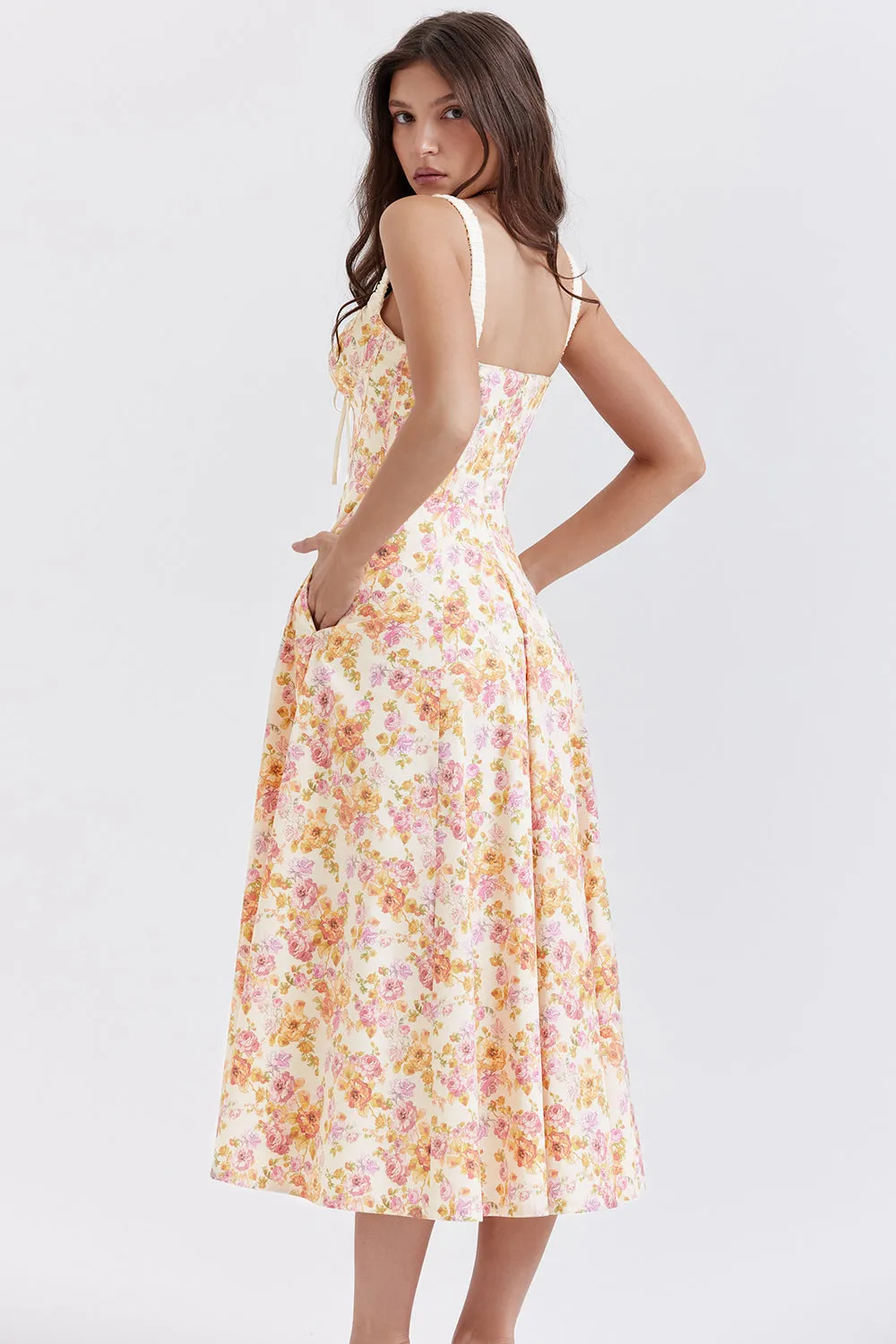 Estela® | Elegant and versatile summer dress