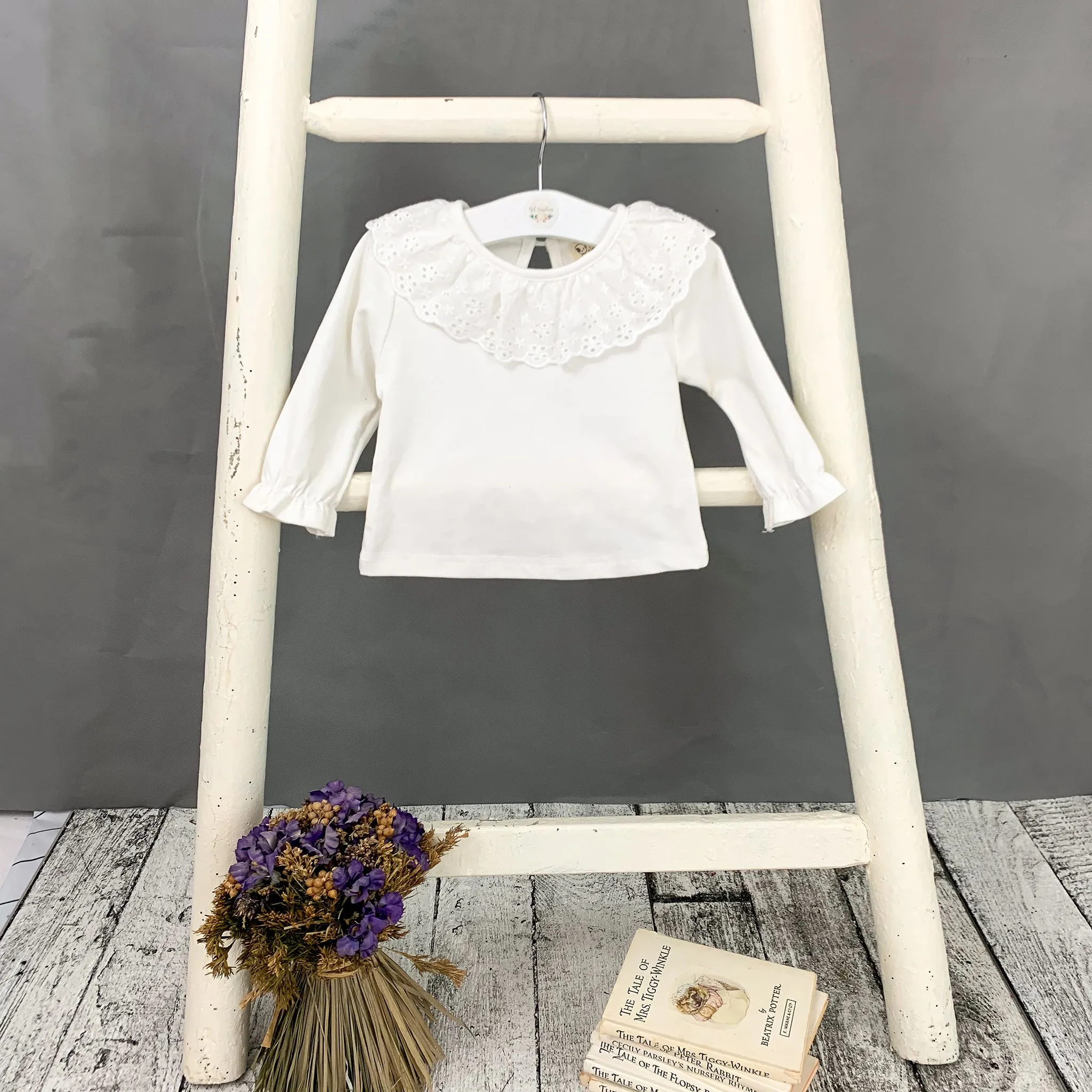 Girls Lace Collar Long Sleeve Blouse