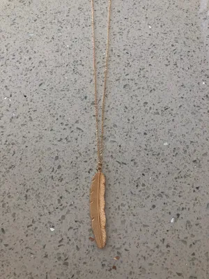 GOLDEN FEATHER  NECKLACE
