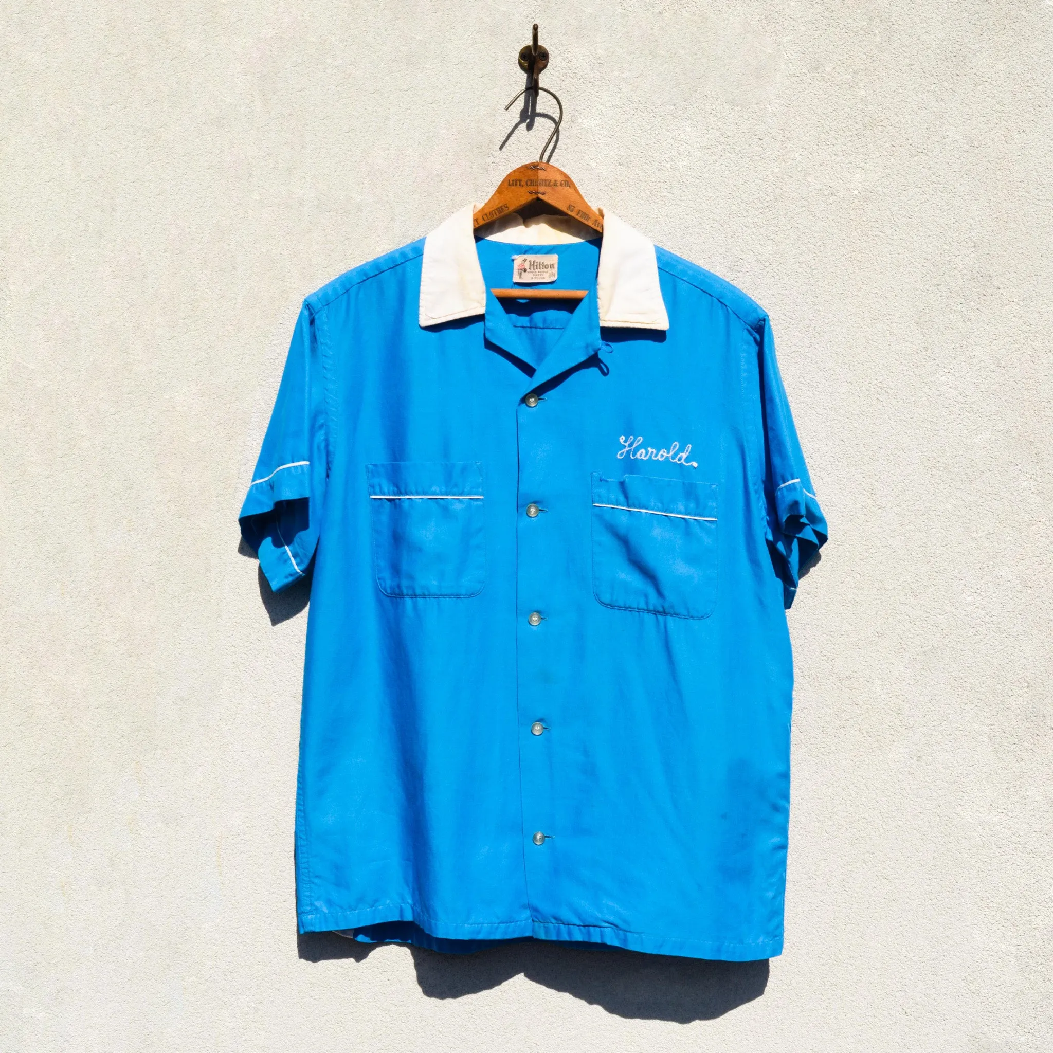 Hilton - Loop Collar Bowling Shirts