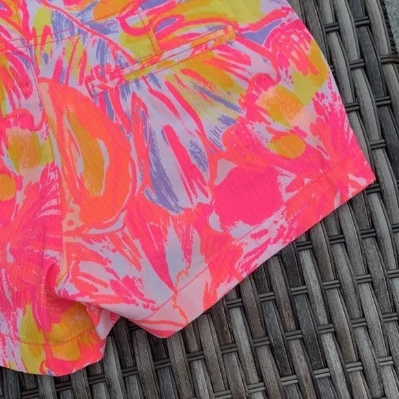 LILLY Pulitzer The Kerrie Short - 3” Inseam Multi Sun Splashed