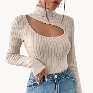 Luisa | soft and versatile women's hollow body knit top
