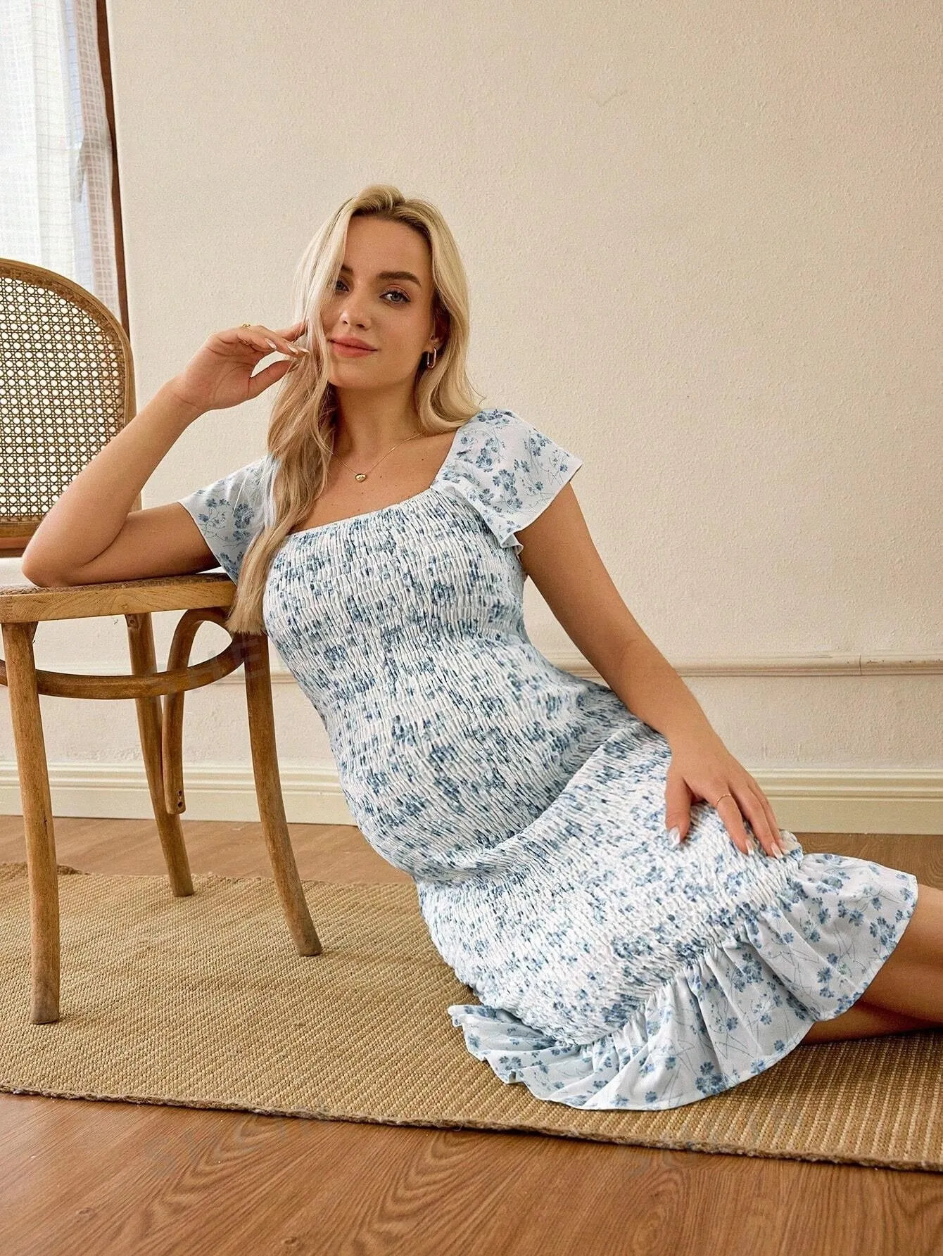 Maternity Nursing Square Neckline Ruffle Sleeve Knee-Length Slim Fit Dress