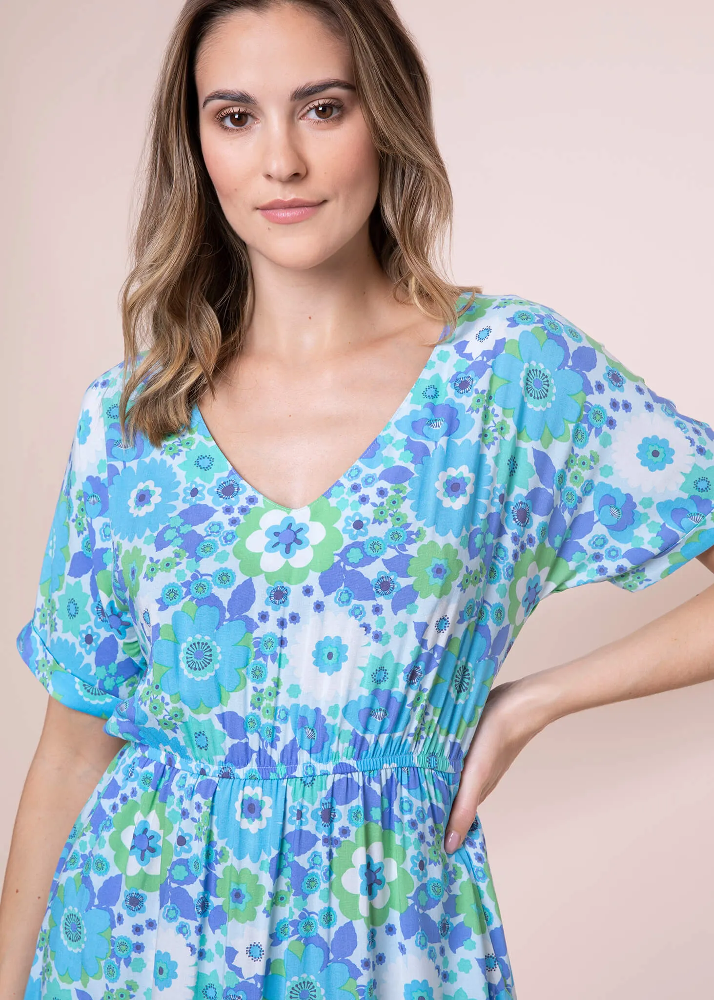 Nostalgic Flower EcoVero Short Sleeve Midi Dress (Blue)