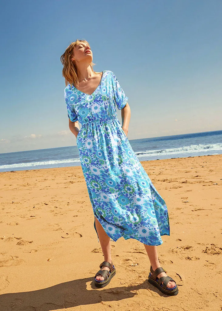 Nostalgic Flower EcoVero Short Sleeve Midi Dress (Blue)