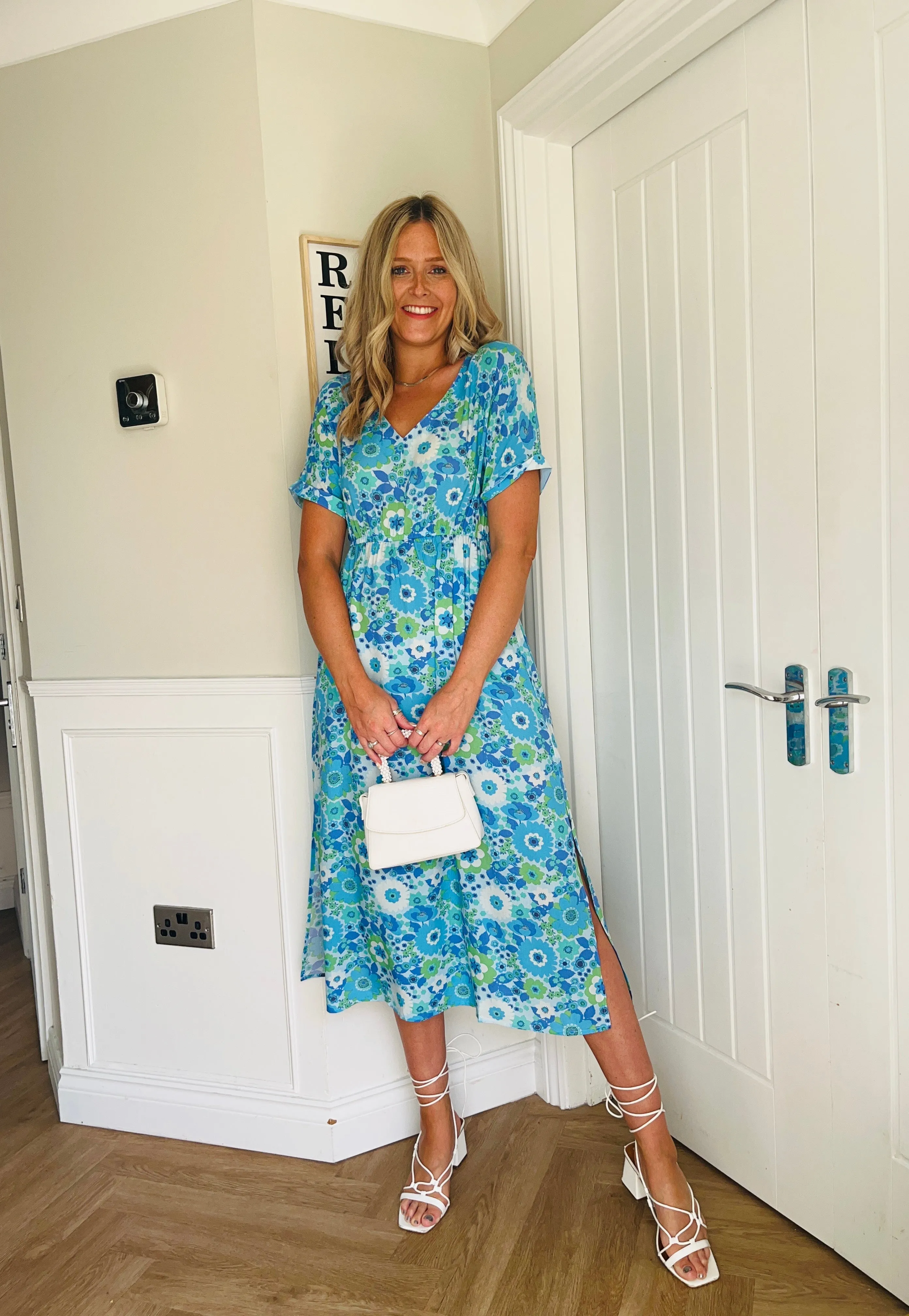 Nostalgic Flower EcoVero Short Sleeve Midi Dress (Blue)