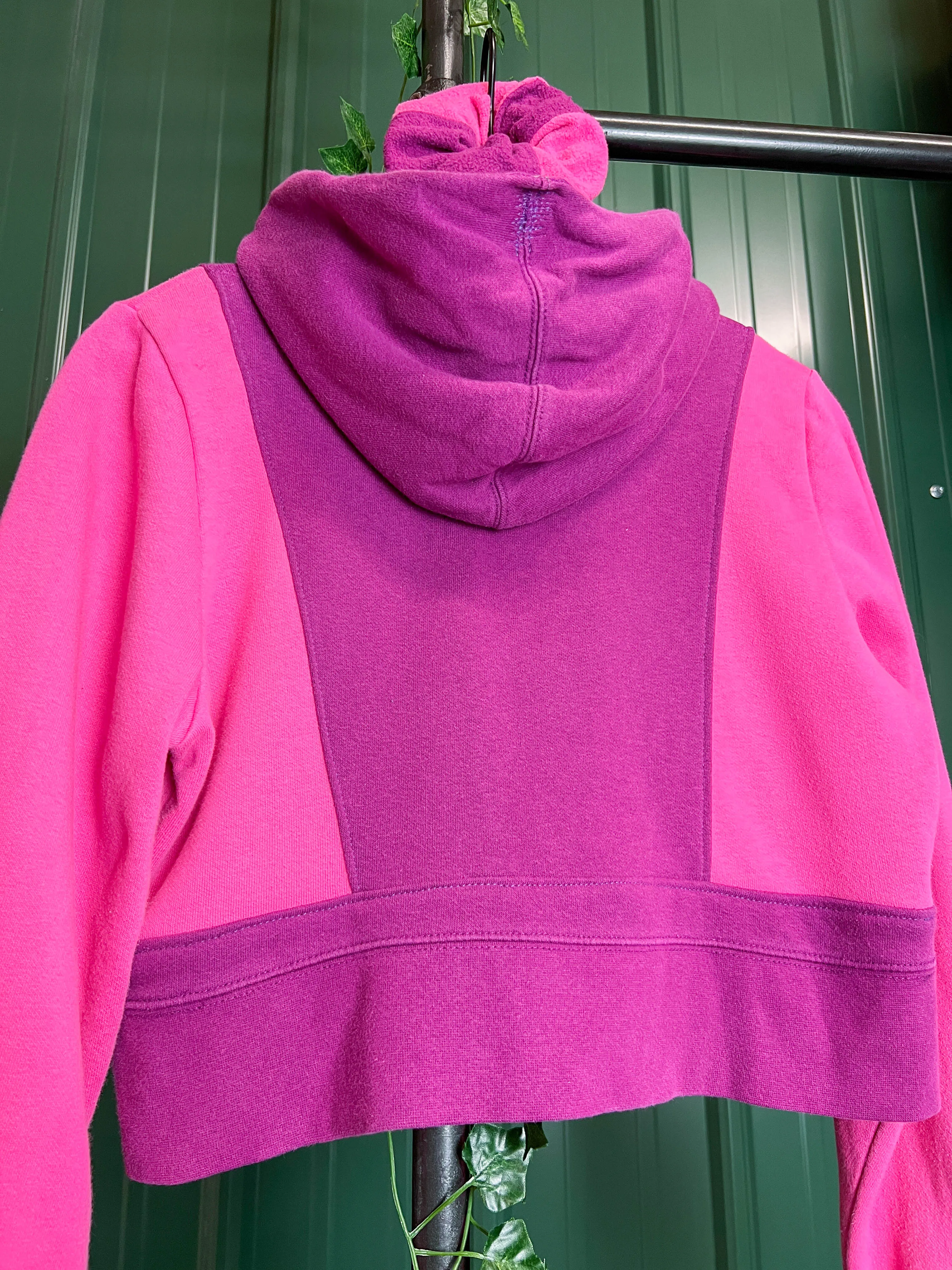 "1 of 1" Dragon Berry North Face Crop Hoodie (M)