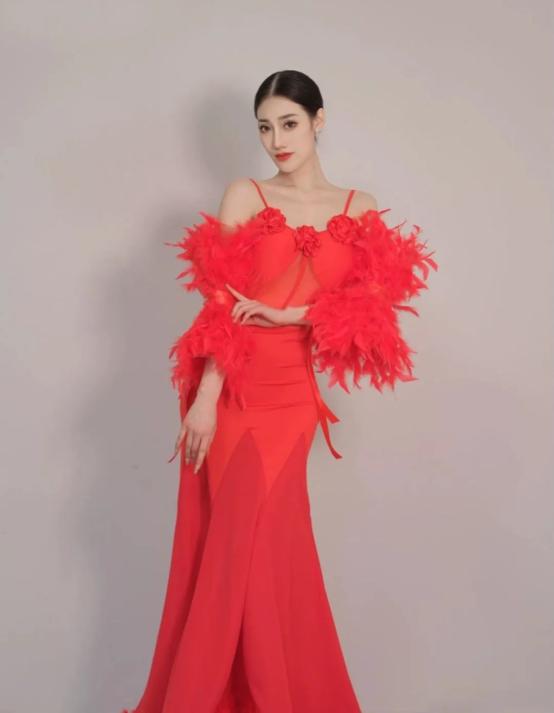 Red Feather Ballroom Dance Dresses for Women Girls Waltz Tango Foxtrot Smooth Dance Skirt National Rhythm Standard Dance Long Gown