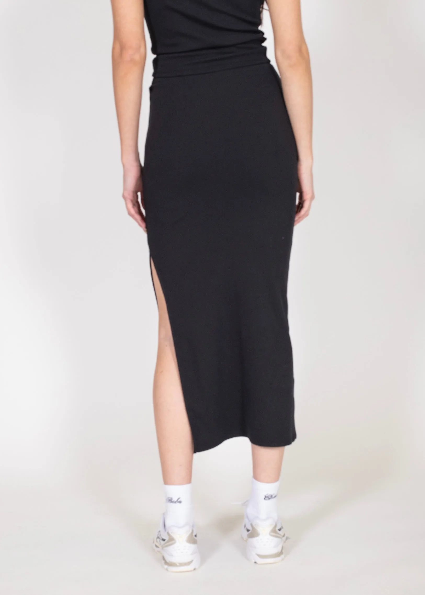 Ribbed Fitted Maxi Skirt
