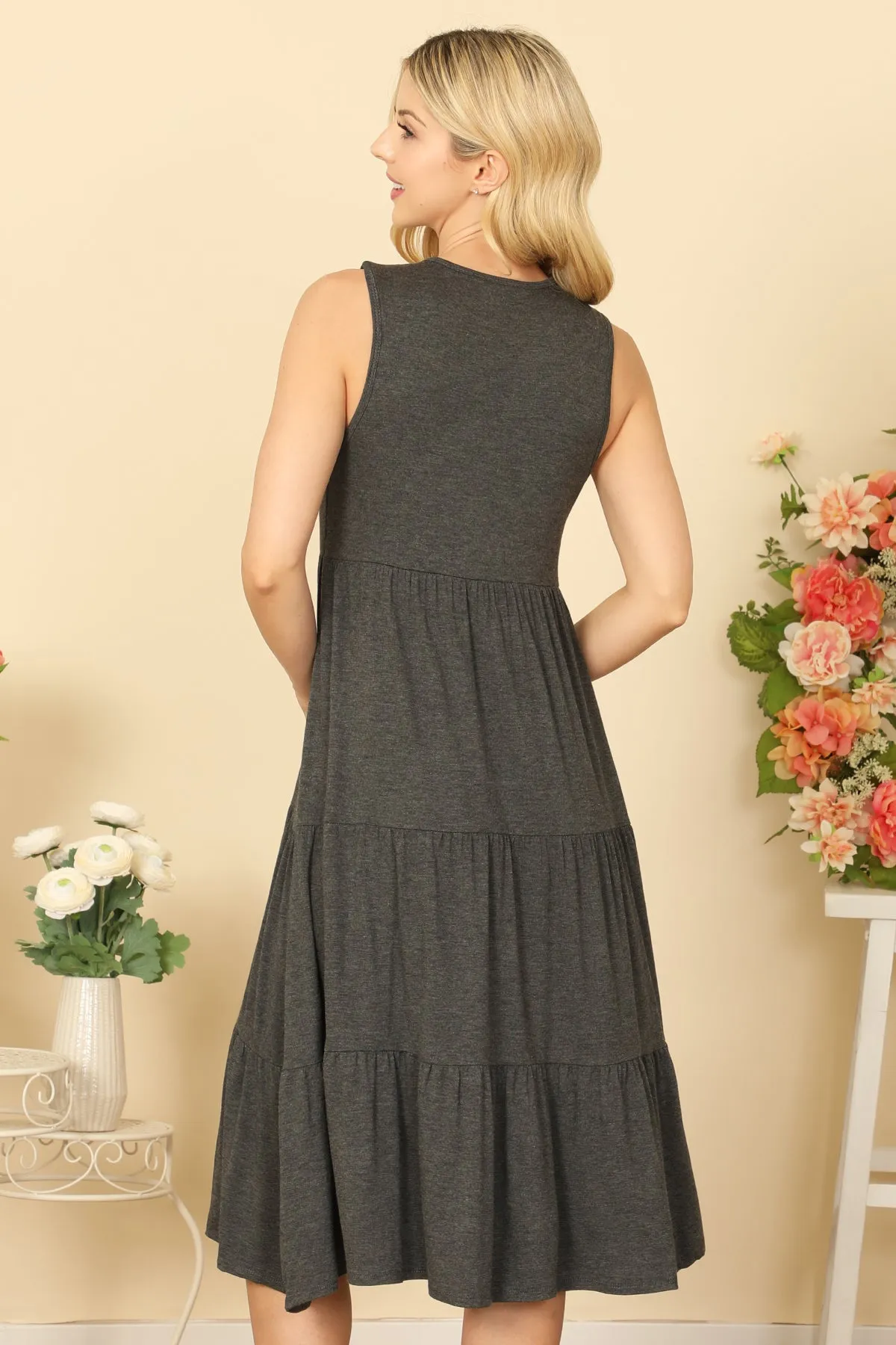 ROUND NECK SLEEVELESS TIERED SOLID DRESS