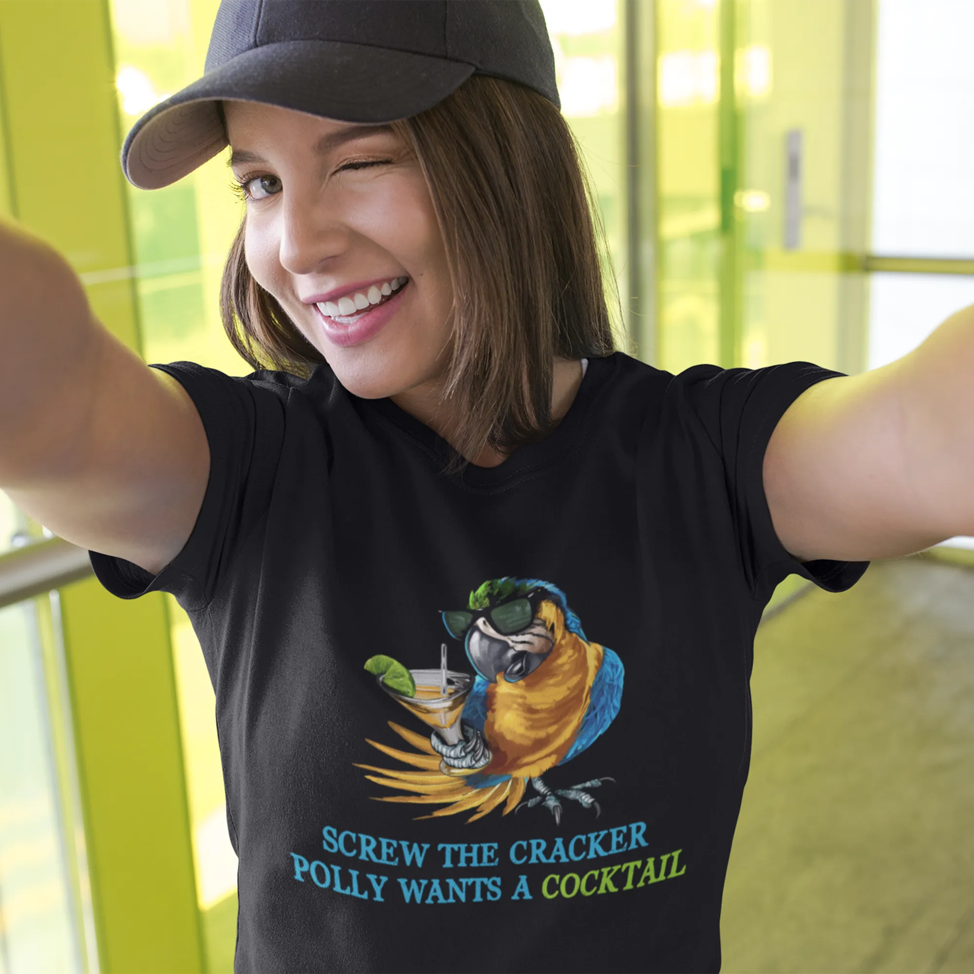 SCREW THE CRACKER POLLY WANTS A COCKTAIL - Unisex Party Drinking Tee