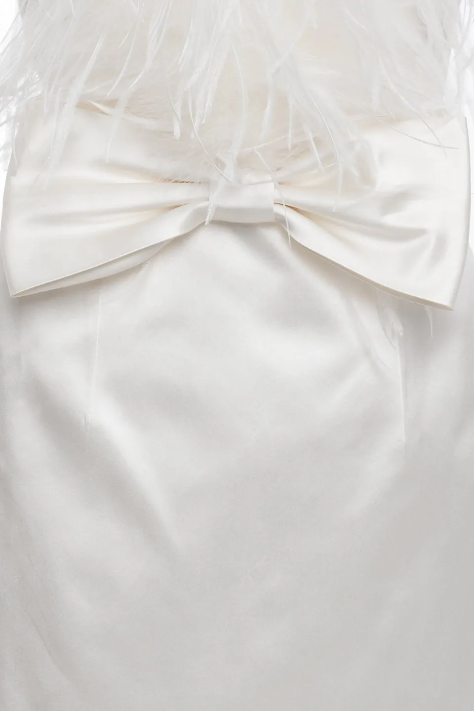 SIBYL FEATHER SLEEVELESS MIDI DRESS IN WHITE