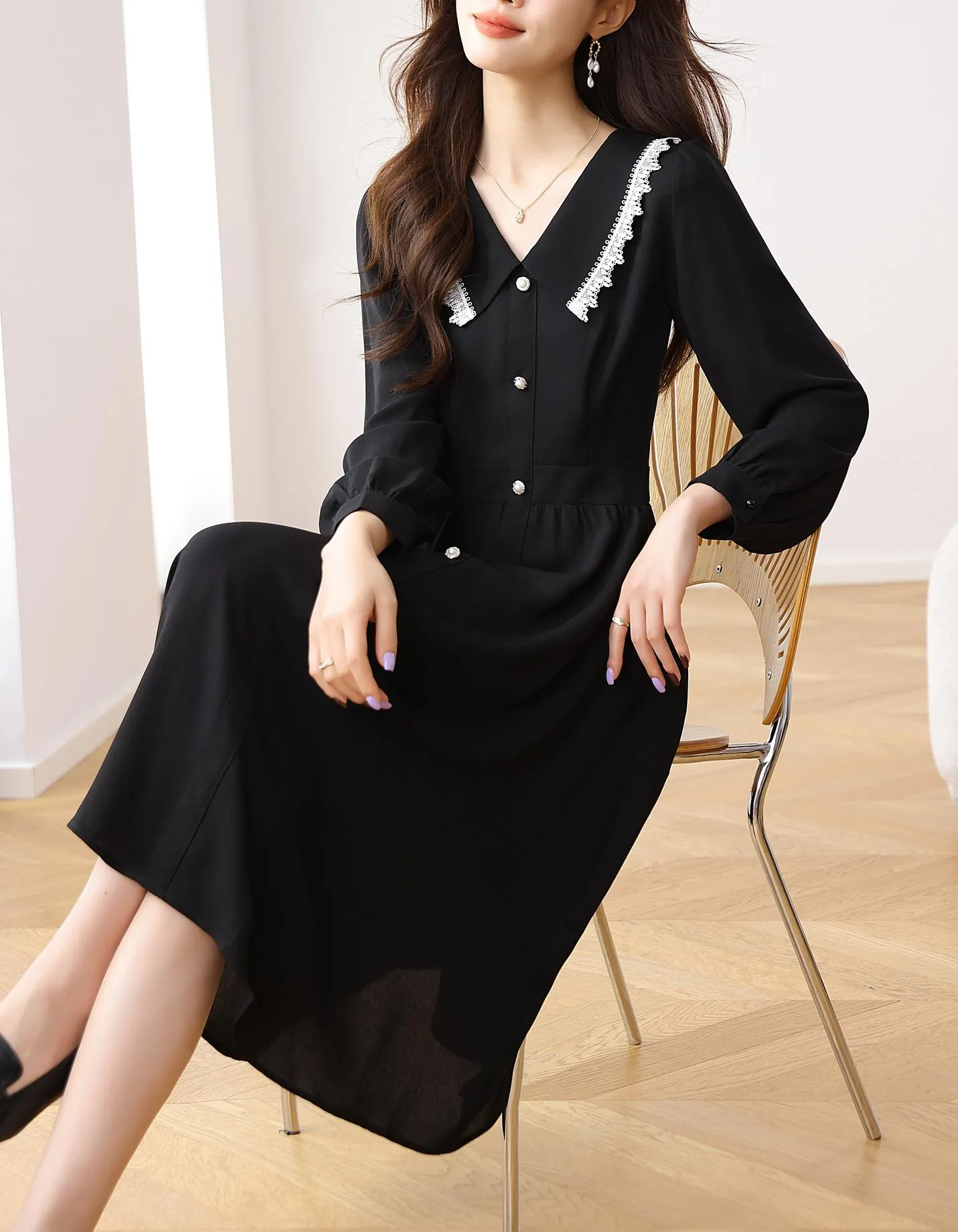 Stylish A-line Chiffon Dress for a Flattering Fit