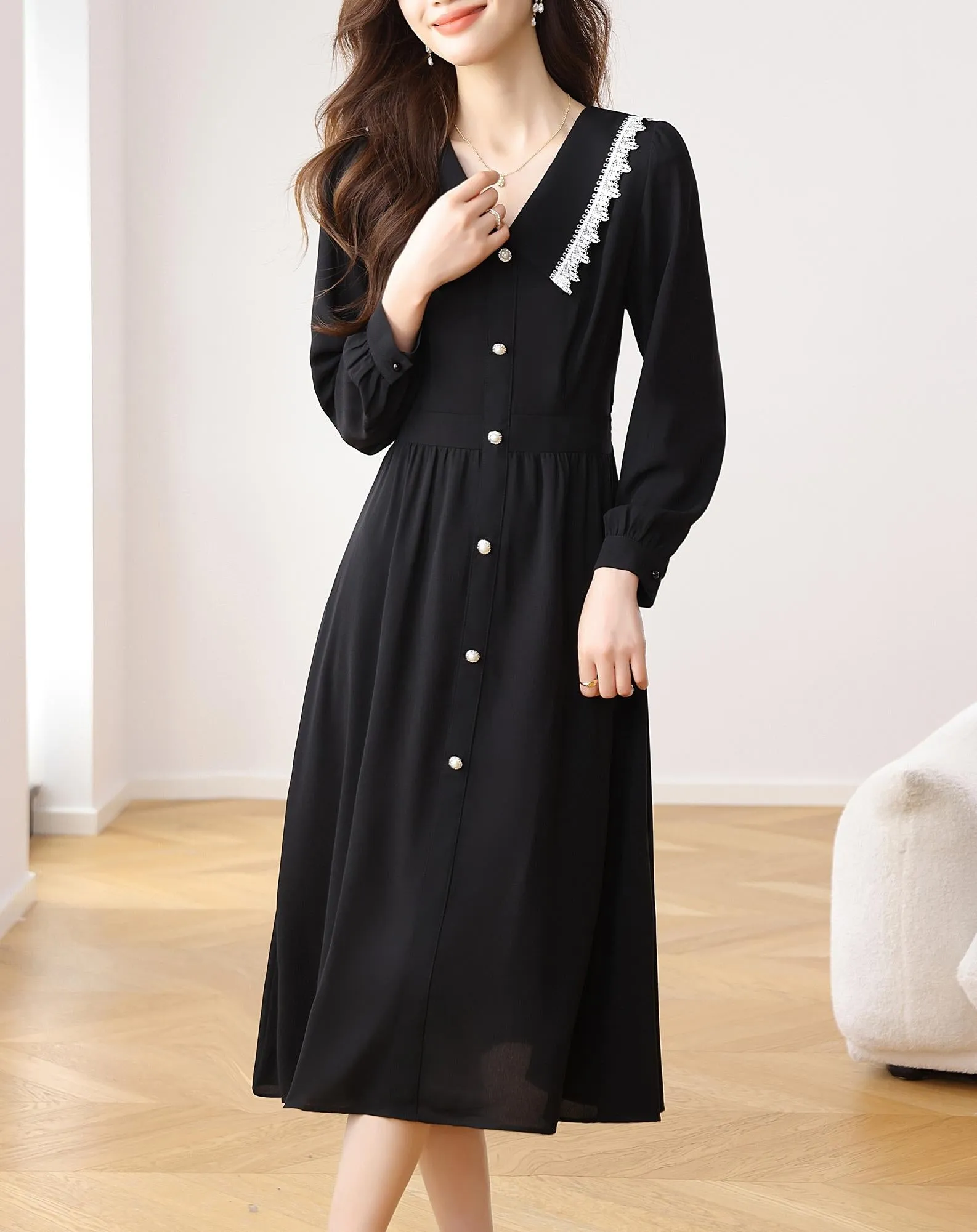 Stylish A-line Chiffon Dress for a Flattering Fit
