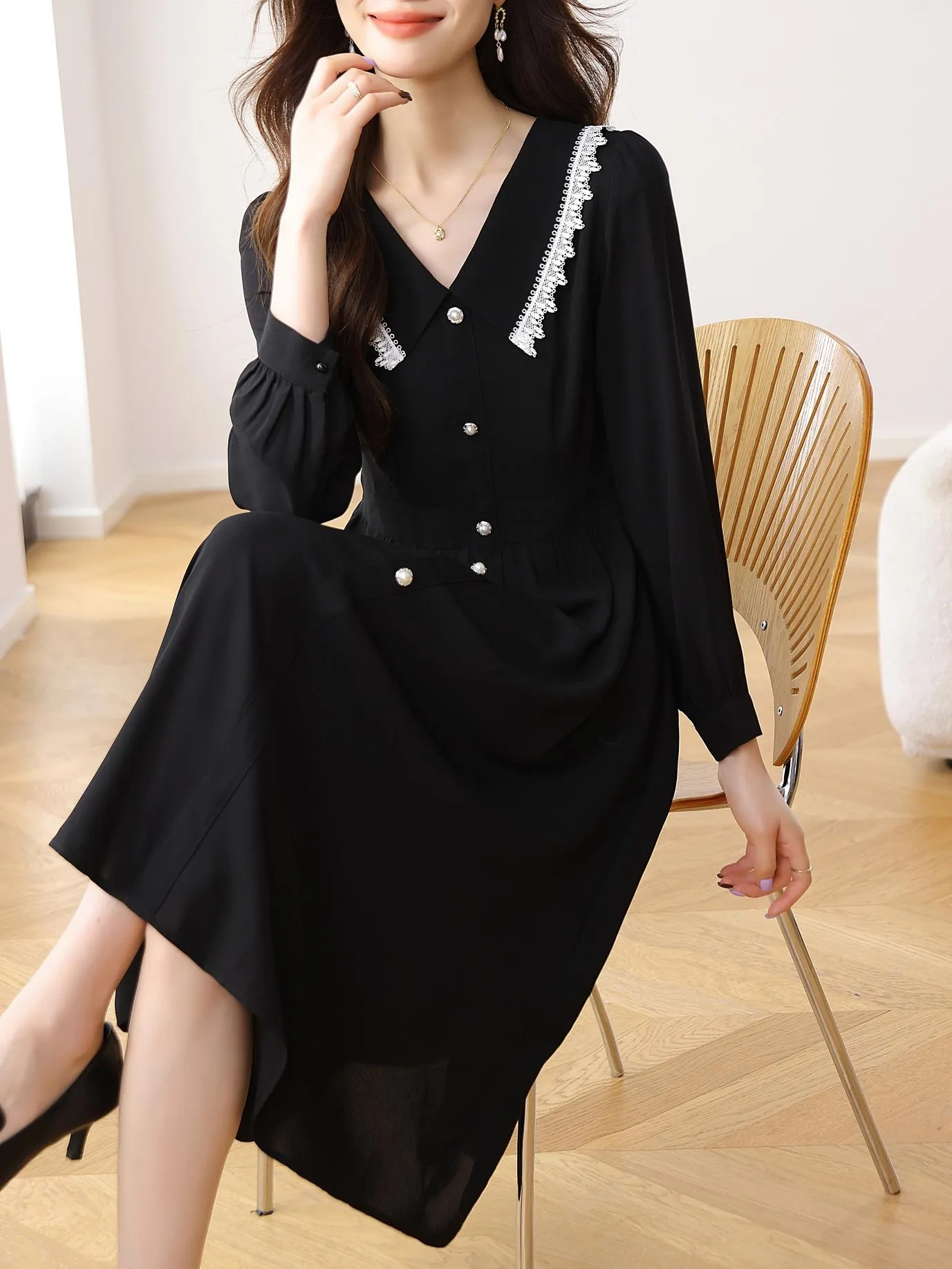 Stylish A-line Chiffon Dress for a Flattering Fit