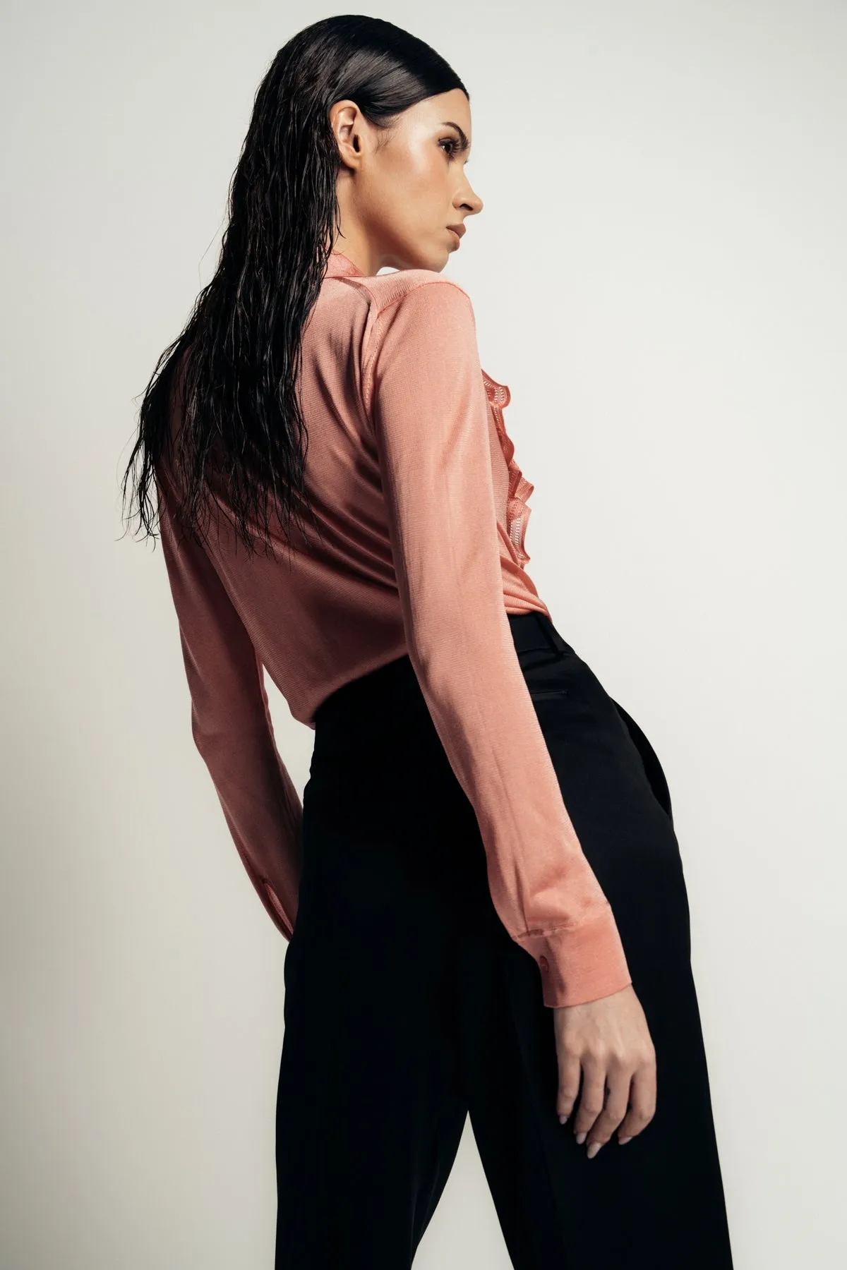 TOM FORD | COMPACT SLINKY VISCOSE RUFFLE KNIT SHIRT