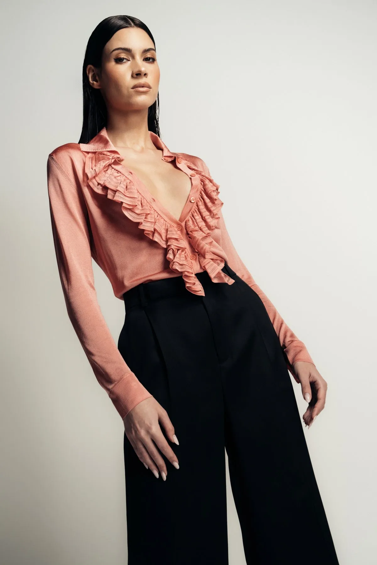 TOM FORD | COMPACT SLINKY VISCOSE RUFFLE KNIT SHIRT