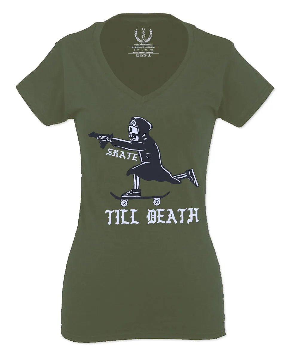 VICES AND VIRTUES Skateboarding OR DIE Skull Skate Gun Till Death For Women V neck fitted T Shirt