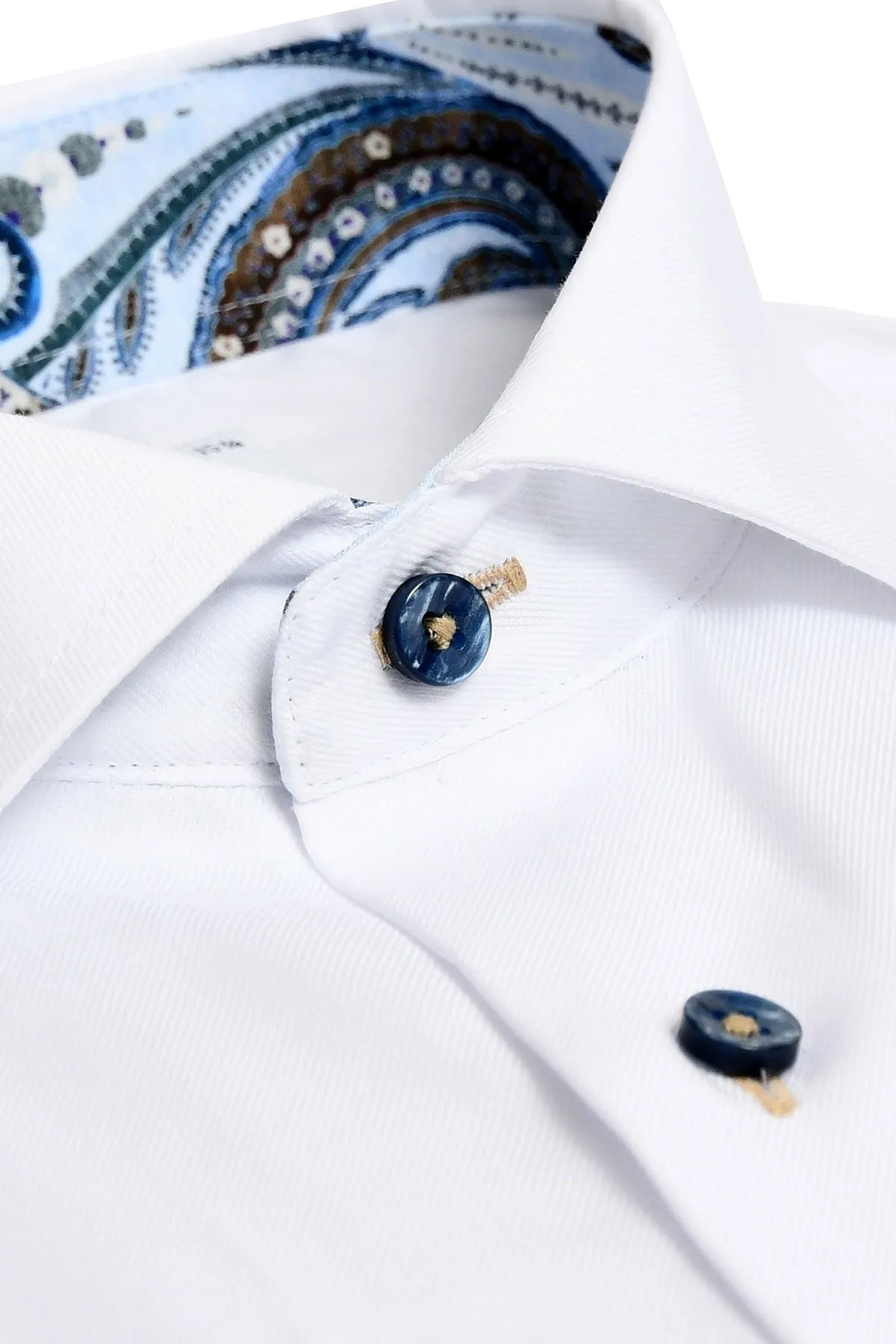White regular fit shirt with contrast details